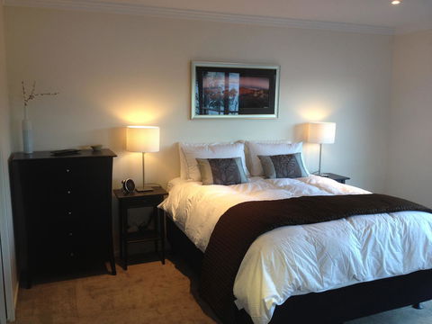 Driftwood - Accommodation Gladstone 10