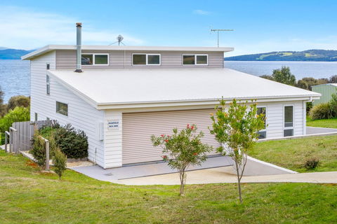 Manfield Seaside Bruny Island - Accommodation Gladstone 10