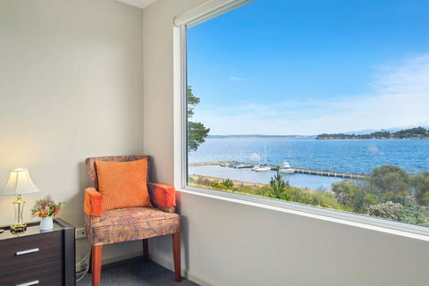 Manfield Seaside Bruny Island - Accommodation Gladstone 2