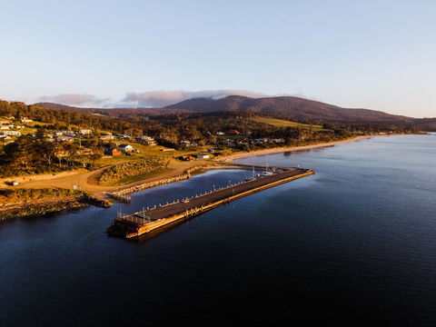 Manfield Seaside Bruny Island - Accommodation Gladstone 23