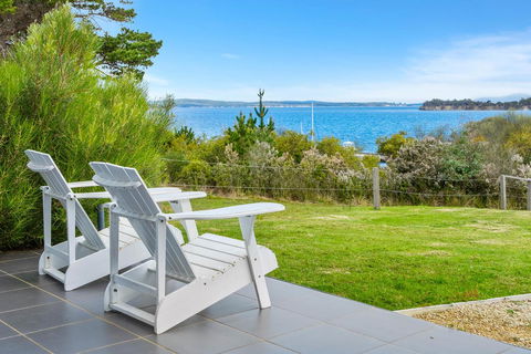 Manfield Seaside Bruny Island - Accommodation Gladstone 18