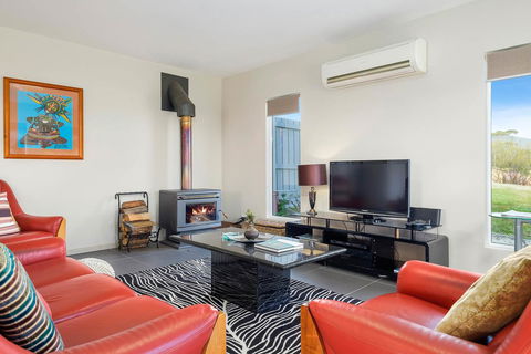 Manfield Seaside Bruny Island - Accommodation Gladstone 3