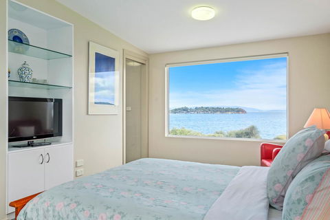 Manfield Seaside Bruny Island - Accommodation Gladstone 11