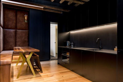 105 Mac Unique Apartments - Accommodation Gladstone 10