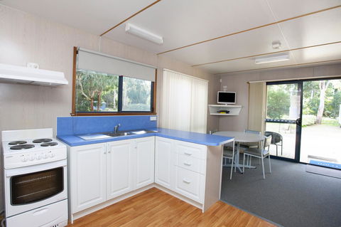 Seven Mile Beach Cabin And Caravan Park - Accommodation Gladstone 8