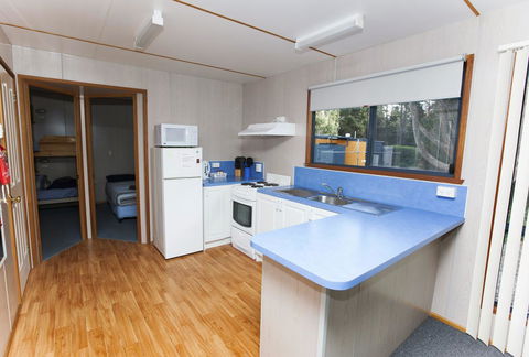 Seven Mile Beach Cabin And Caravan Park - Accommodation Gladstone 16