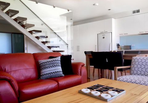 Sullivans Cove Apartments - Accommodation Gladstone 43