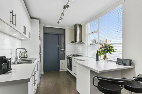 Trinity Hill Apartments - Accommodation Gladstone 8