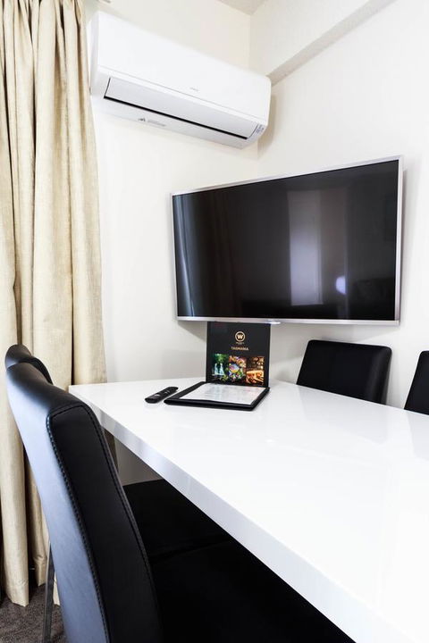 Adina Place Motel Apartments - Accommodation Gladstone 15