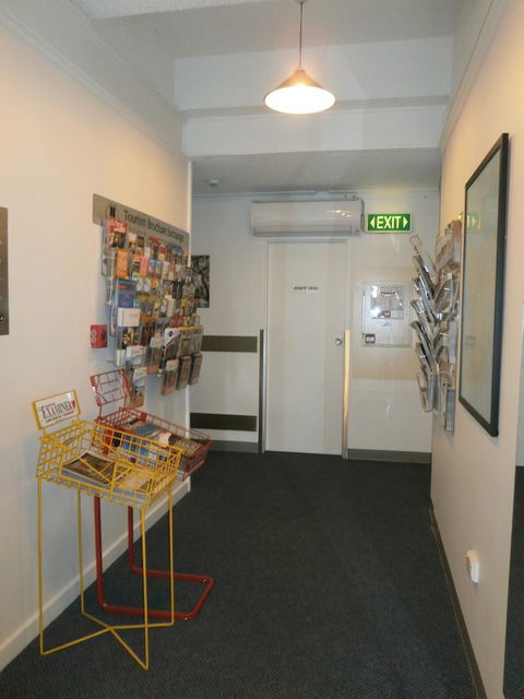 Adina Place Motel Apartments - Accommodation Gladstone 18