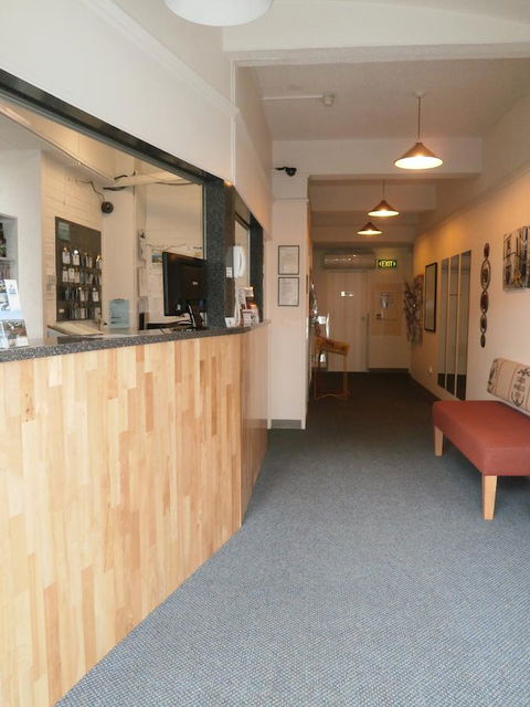 Adina Place Motel Apartments - Accommodation Gladstone 21