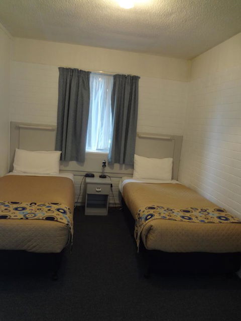 Adina Place Motel Apartments - Accommodation Gladstone 29