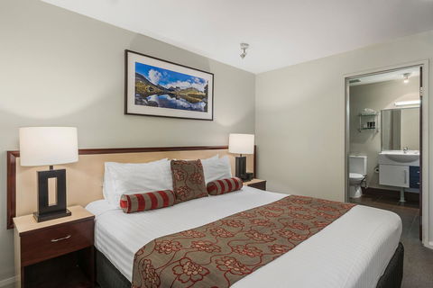 Mantra One Sandy Bay Road - Accommodation Gladstone 31