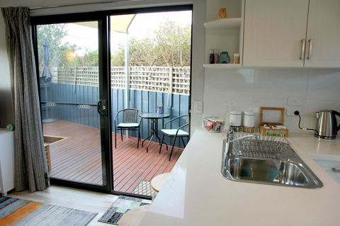 Kingston Beach-House Retreat - Accommodation Gladstone 19