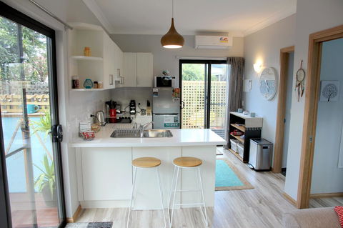 Kingston Beach-House Retreat - Accommodation Gladstone 20