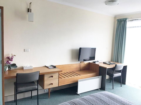 The Waterfront Wynyard - Accommodation Gladstone 36