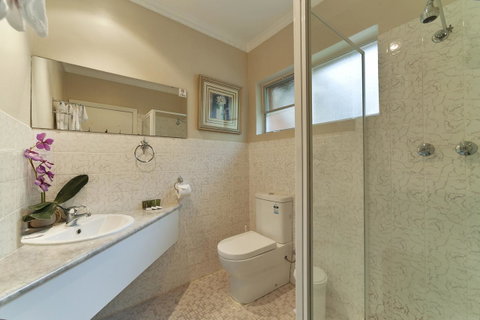 The Waterfront Wynyard - Accommodation Gladstone 22