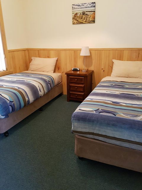 Driftwood Strahan Villas - Accommodation Gladstone 11