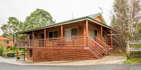 Driftwood Strahan Villas - Accommodation Gladstone 4