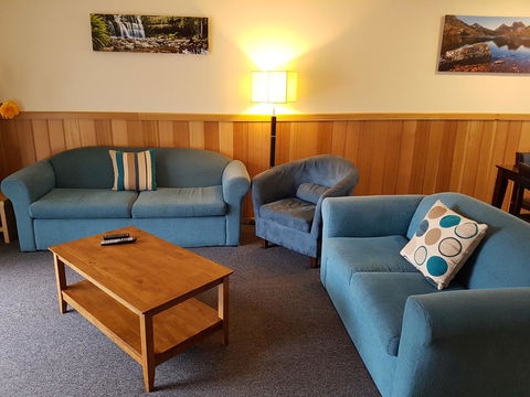 Driftwood Strahan Villas - Accommodation Gladstone 10