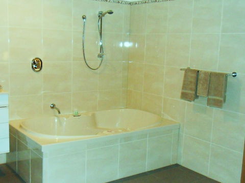 Driftwood Strahan Villas - Accommodation Gladstone 18
