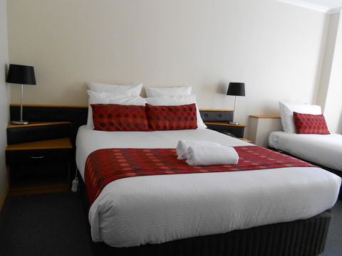 Commodore Regent - Accommodation Gladstone 7