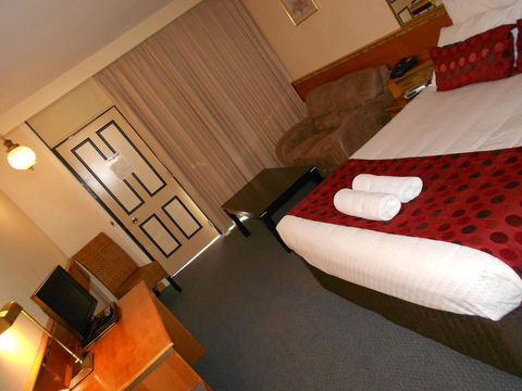 Commodore Regent - Accommodation Gladstone 3