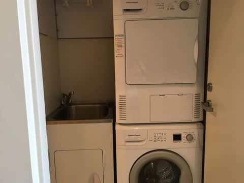 Hobart Inner City Apartment - Accommodation Gladstone 12