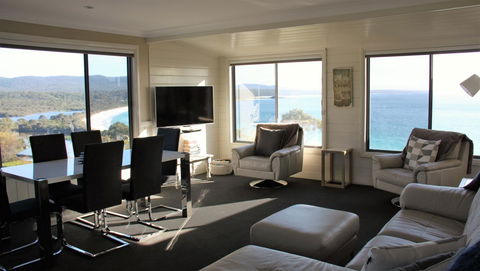 SEA EAGLE COTTAGE Amazing Views Of Bay Of Fires - Accommodation Gladstone 21