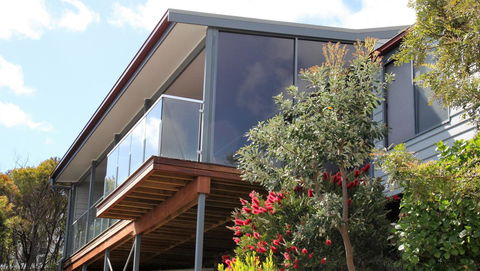 SEA EAGLE COTTAGE Amazing Views Of Bay Of Fires - Accommodation Gladstone 11