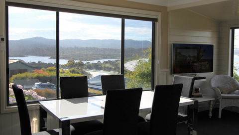 SEA EAGLE COTTAGE Amazing Views Of Bay Of Fires - Accommodation Gladstone 24