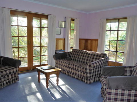 Platypus Park Country Retreat - Accommodation Gladstone 11