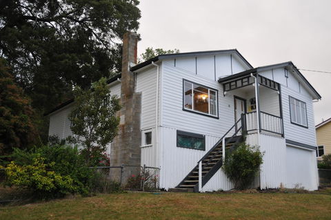 Maydena Chalet - Accommodation Gladstone 0