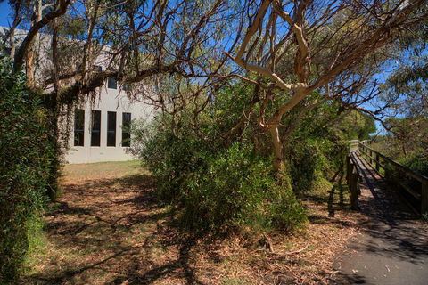 Amare Beachside Luxury - Accommodation Gladstone 23