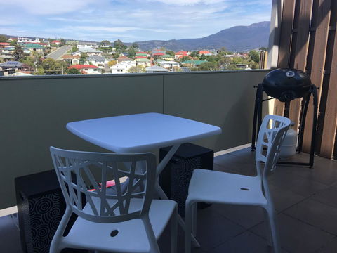 Bellerive Marina View Apartments NO 27 - Accommodation Gladstone 16