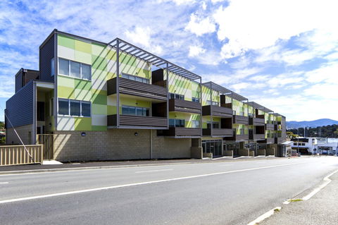 Bellerive Marina View Apartments NO 27 - Accommodation Gladstone 24