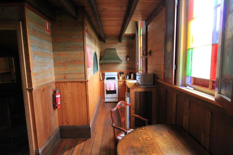 Kerrellie Cottages 2, 4 & 8 Reid Street - Accommodation Gladstone 32