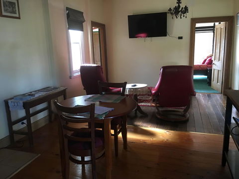 Kerrellie Cottages 2, 4 & 8 Reid Street - Accommodation Gladstone 20