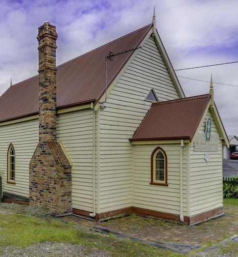 Kerrellie Cottages 2, 4 & 8 Reid Street - Accommodation Gladstone 3