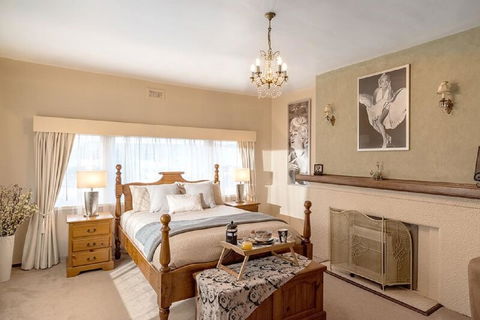 Jones On Wilson Boutique B&B - Accommodation Gladstone 2