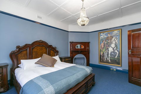 Insomnia On Elizabeth - Accommodation Gladstone 1