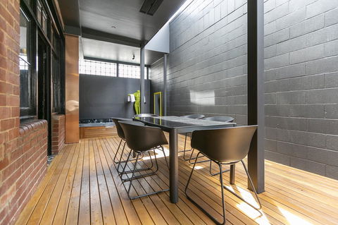 Insomnia On Elizabeth - Accommodation Gladstone 24