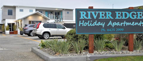 Ulverstone River Edge HolidayApartments - Accommodation Gladstone 17