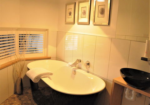 Ulverstone River Edge HolidayApartments - Accommodation Gladstone 13
