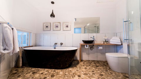 Ulverstone River Edge HolidayApartments - Accommodation Gladstone 19