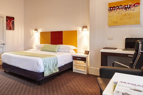 Auldington Hotel - Accommodation Gladstone 13