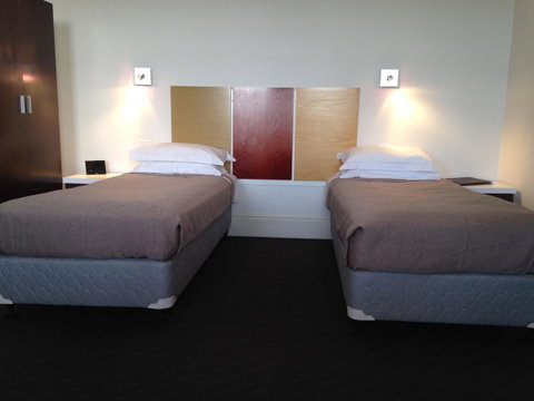 Auldington Hotel - Accommodation Gladstone 22