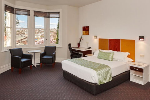Auldington Hotel - Accommodation Gladstone 3