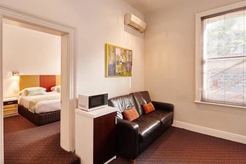 Auldington Hotel - Accommodation Gladstone 16
