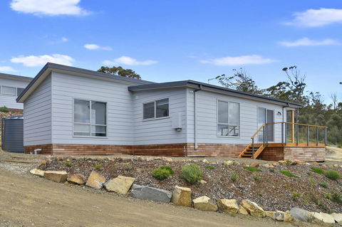 Chill Tasmania - Accommodation Gladstone 3